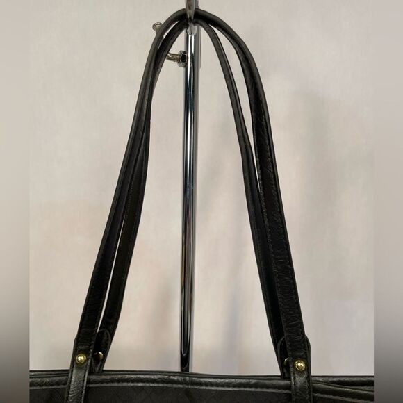 BLACK TOMMY HILFIGER TOTE BAG EUC - Picture 3 of 7